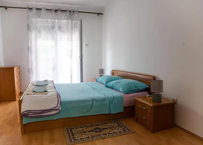 Jaklin * Ρόβινι