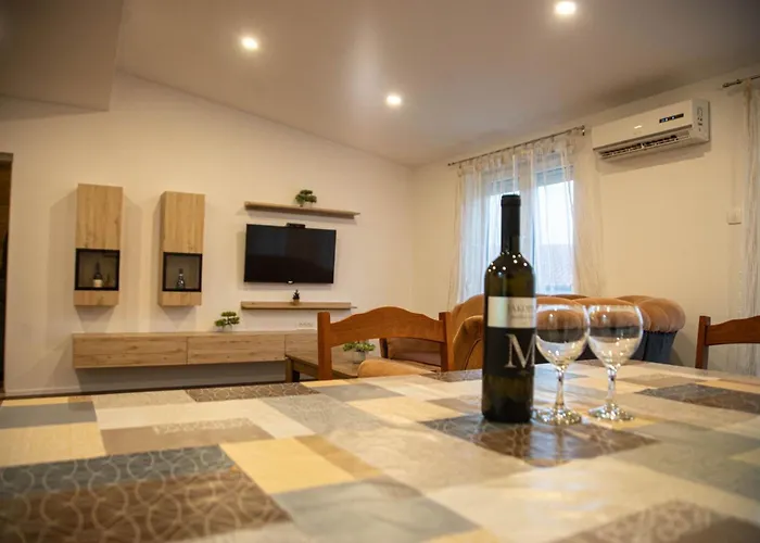 Jaklin Διαμέρισμα *