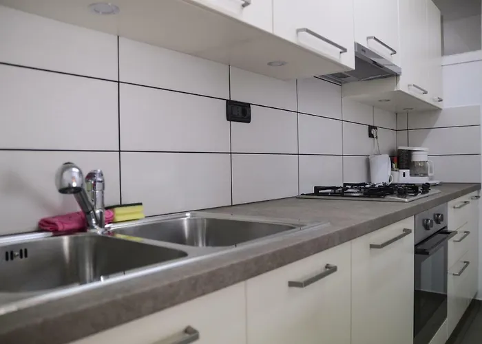 Jaklin * Ρόβινι